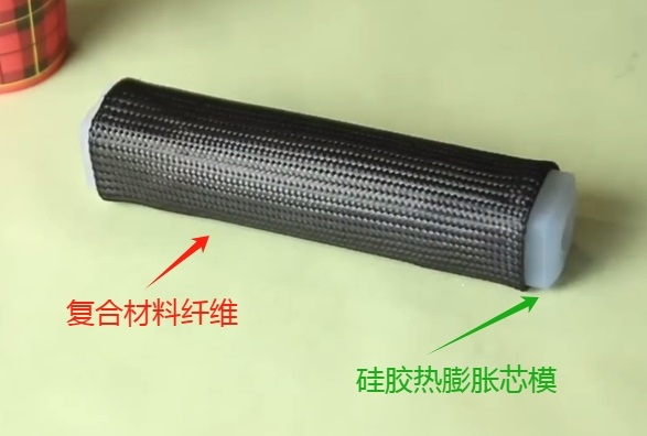 定制化時代如何選擇碳纖維復(fù)合材料成型工藝中用的硅橡膠？